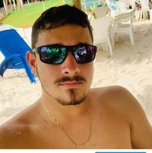 Meet your Posher, Marcos